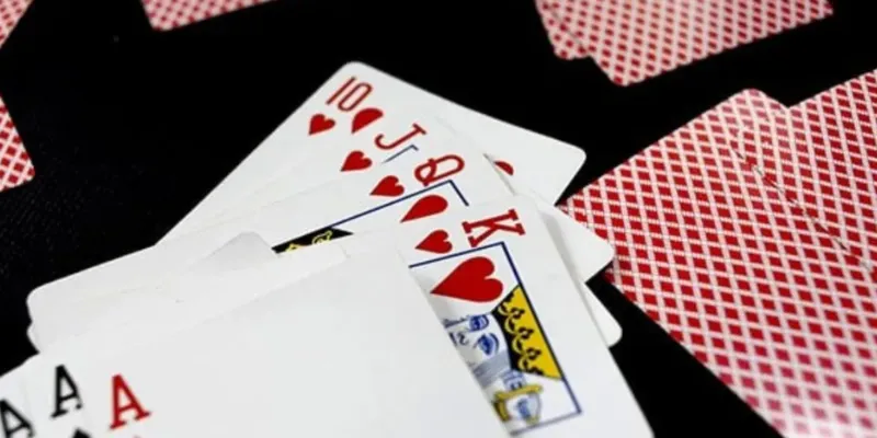 Các sai lầm thường gặp khi chơi phỏm và cách khắc phục