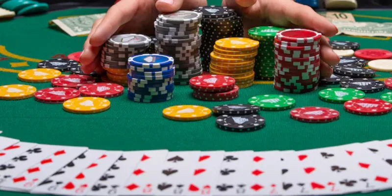 Hướng dẫn chi tiết các bước chơi một ván Poker