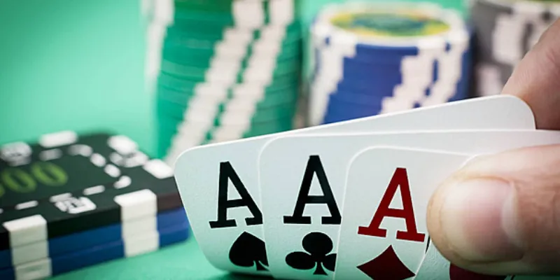 Tìm hiểu chung về trò chơi bài trực tuyến