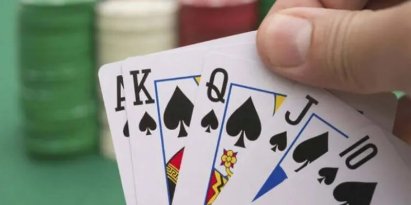 Hướng dẫn chơi cơ bản và cách chia bài Tá Lả